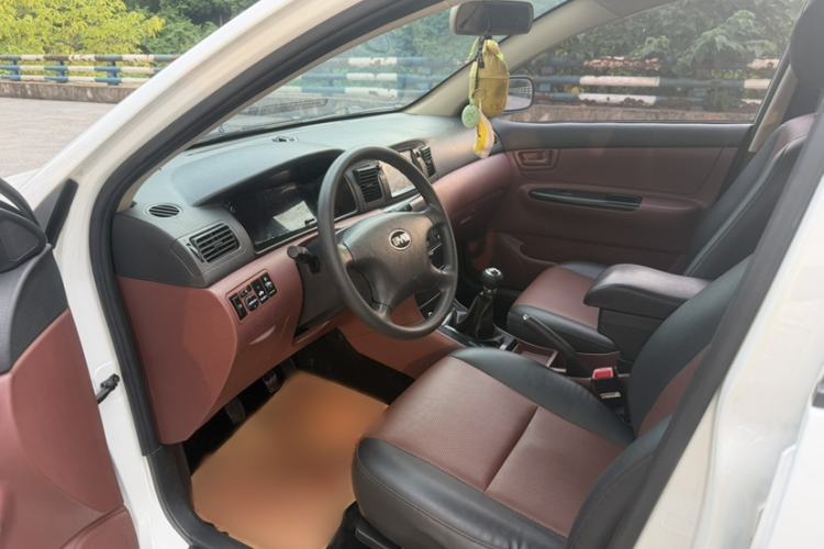 Used BYD F3 2018 1.5L Manual Classic Model Interior 2