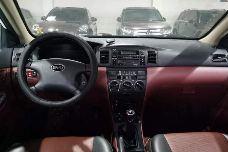 Used BYD F3 2018 1.5L Manual Classic Model Interior 3