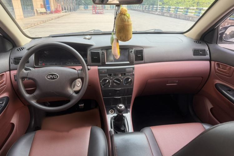 Used BYD F3 2018 1.5L Manual Classic Model Interior 4