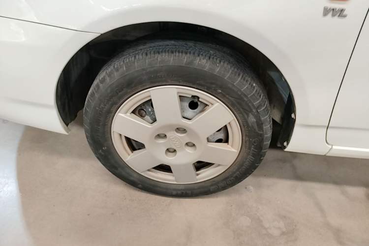 Used BYD F3 2018 1.5L Manual Classic Model Left Front Wheel Hub