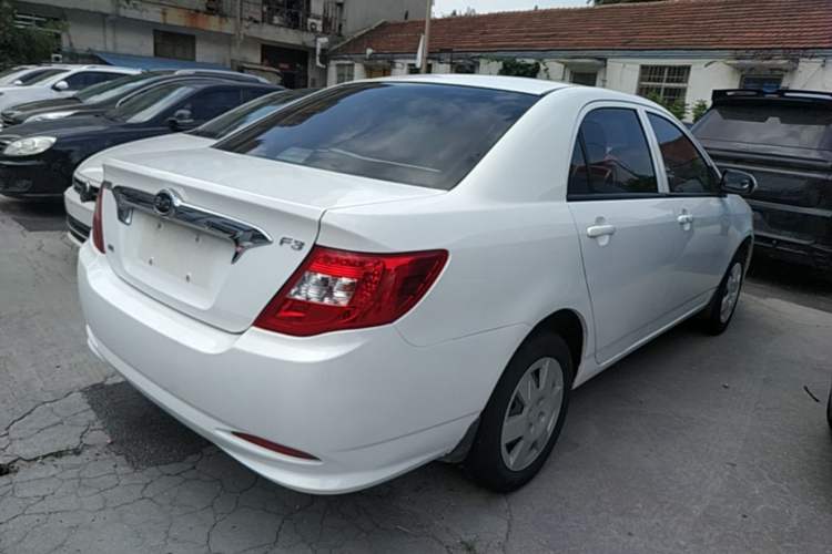 Used BYD F3 2018 1.5L Manual Fashion Model Rear Right 45 Deg