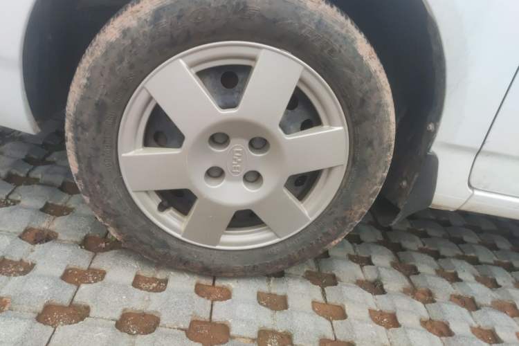 Used BYD F3 2018 1.5L Manual Classic Model Right Front Wheel Hub