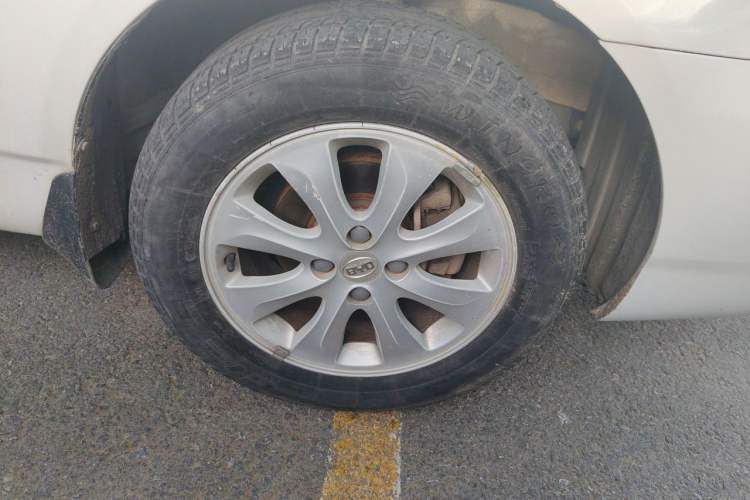 Used BYD F3 2018 1.5L Manual Classic Model Right Front Wheel Hub
