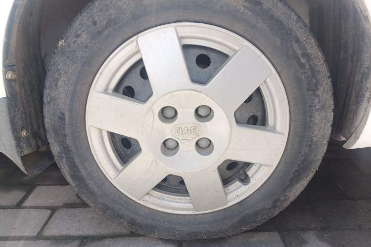 Used BYD F3 2018 1.5L Manual Classic Model Right Front Wheel Hub