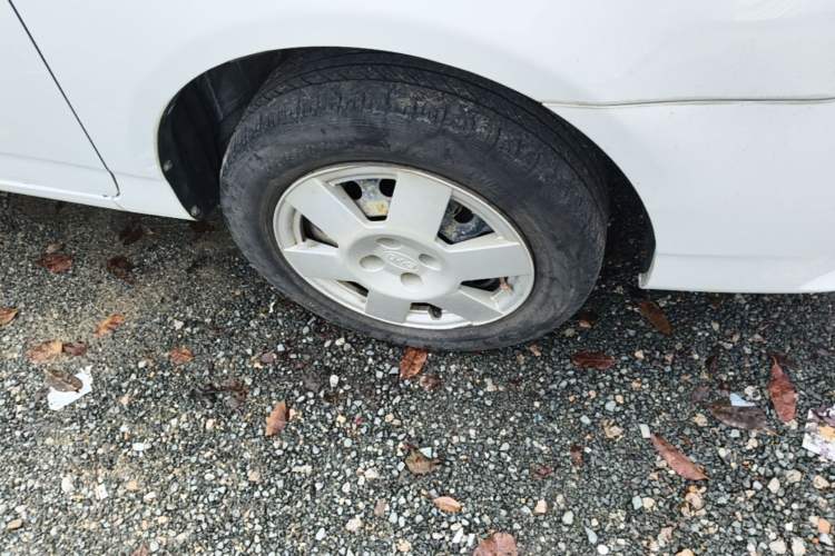 Used BYD F3 2018 1.5L Manual Fashion Model Right Front Wheel Hub