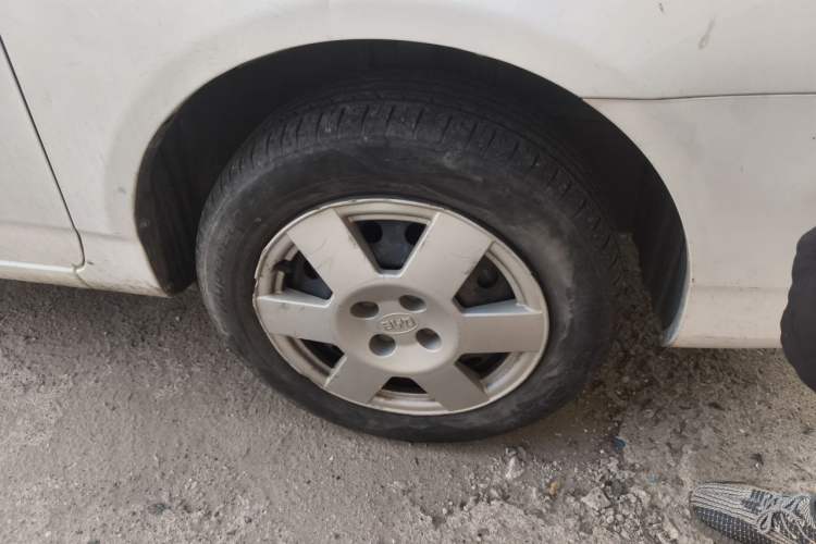 Used BYD F3 2018 1.5L Manual Fashion Model Right Front Wheel Hub