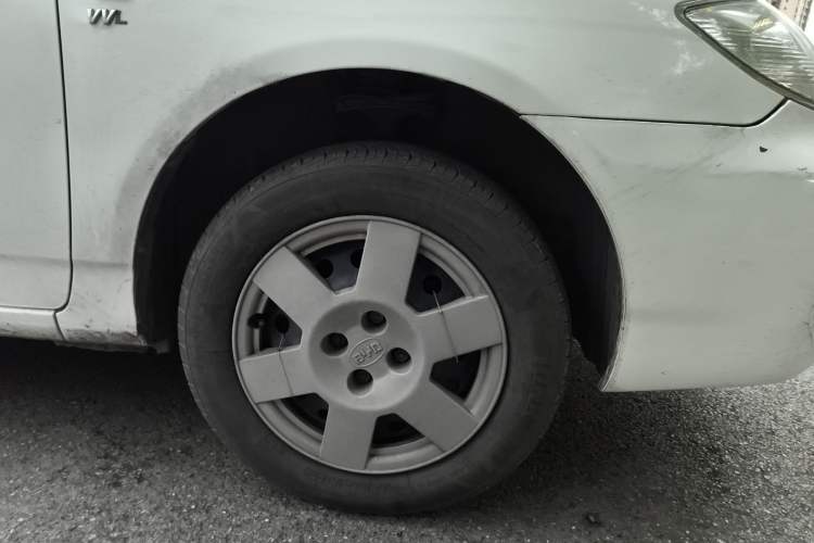 Used BYD F3 2018 1.5L Manual Classic Model Right Front Wheel Hub