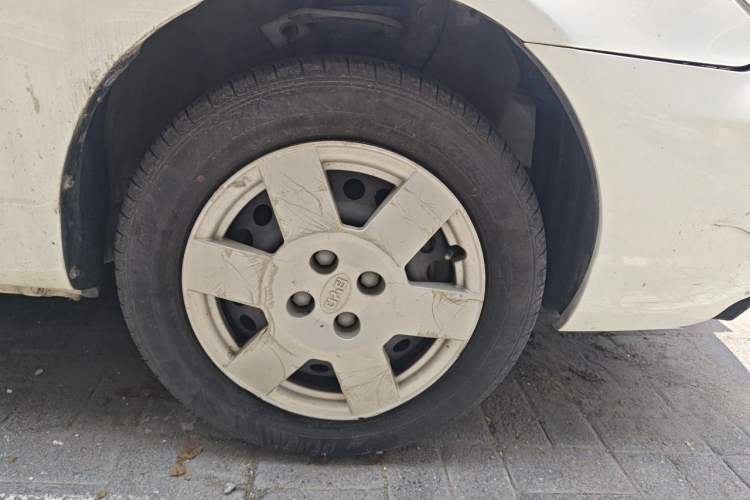 Used BYD F3 2018 1.5L Manual Classic Model Right Front Wheel Hub
