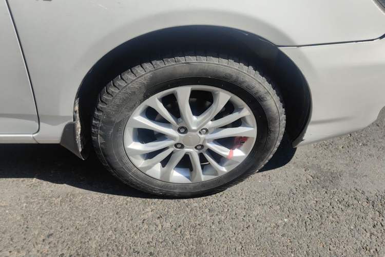 Used BYD F3 2018 1.5L Manual Classic Model Right Front Wheel Hub