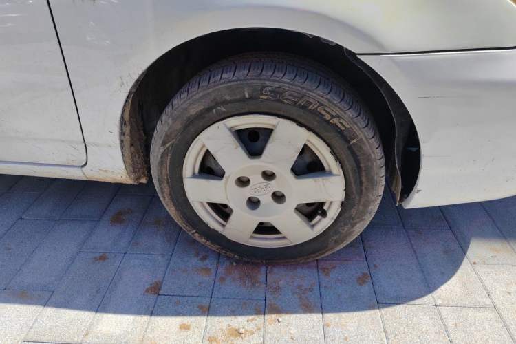 Used BYD F3 2018 1.5L Manual Classic Model Right Front Wheel Hub