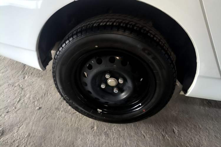 Used BYD F3 2018 1.5L Manual Classic Model Right Rear Wheel Hub