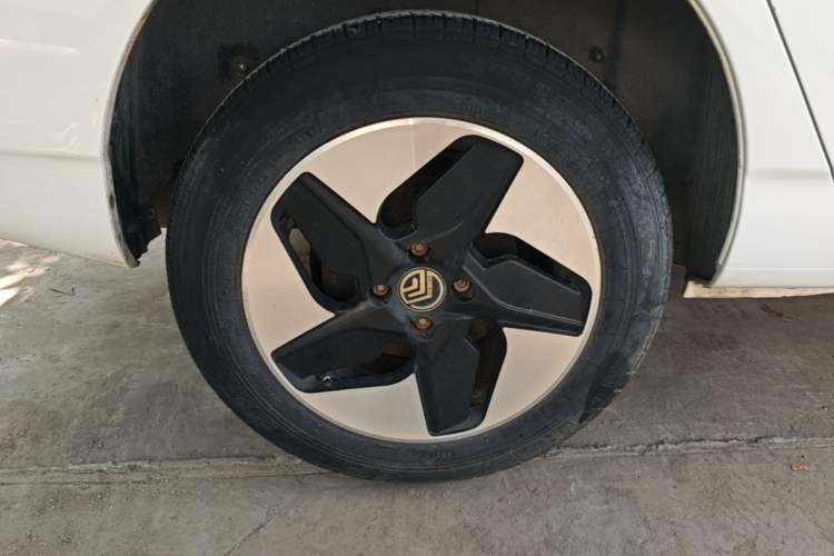 Used BYD F3 2018 1.5L Manual Classic Model Right Rear Wheel Hub