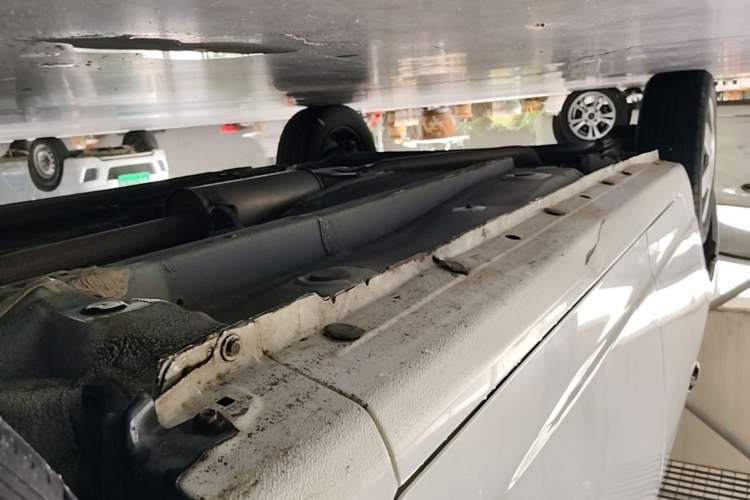 Used BYD F3 2018 1.5L Manual Classic Model Right Side Sill