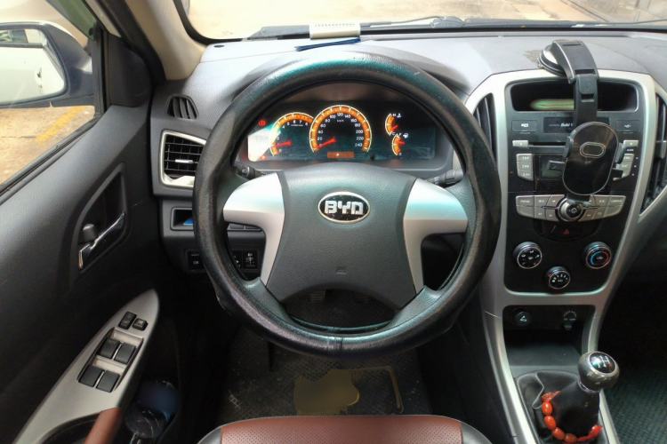 Used BYD F3 2018 1.5L Manual Fashion Model Steering Wheel