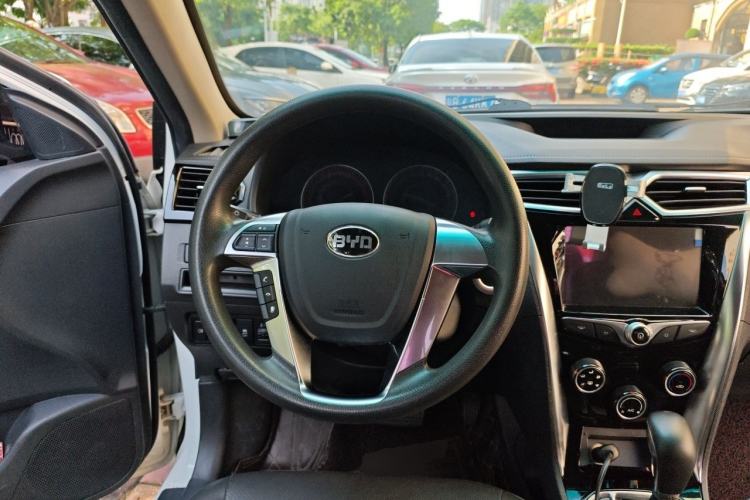 Used BYD F3 2018 1.5L Automatic Luxury Model Steering Wheel