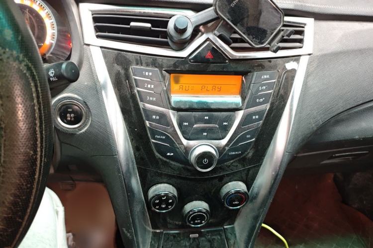 Used BYD F3 2020 1.5L Manual Luxury Edition Audio And AC Panel