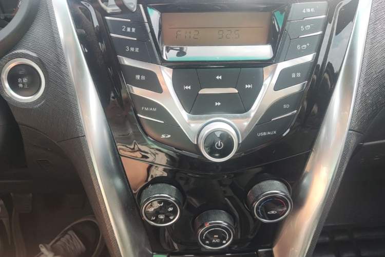 Used BYD F3 2020 1.5L Manual Value Edition Audio And AC Panel