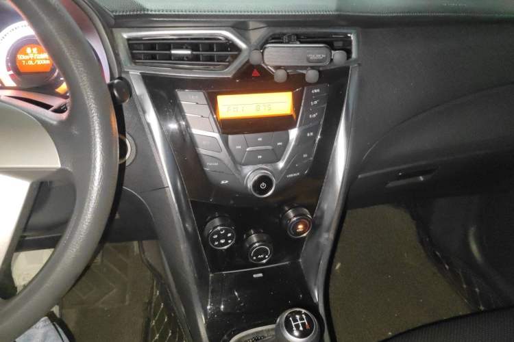 Used BYD F3 2020 1.5L Manual Luxury Edition Audio And AC Panel