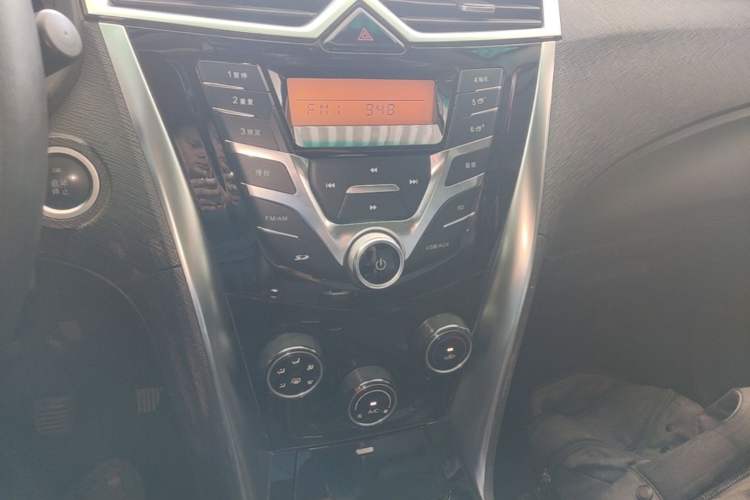 Used BYD F3 2020 1.5L Manual Value Edition Audio And AC Panel