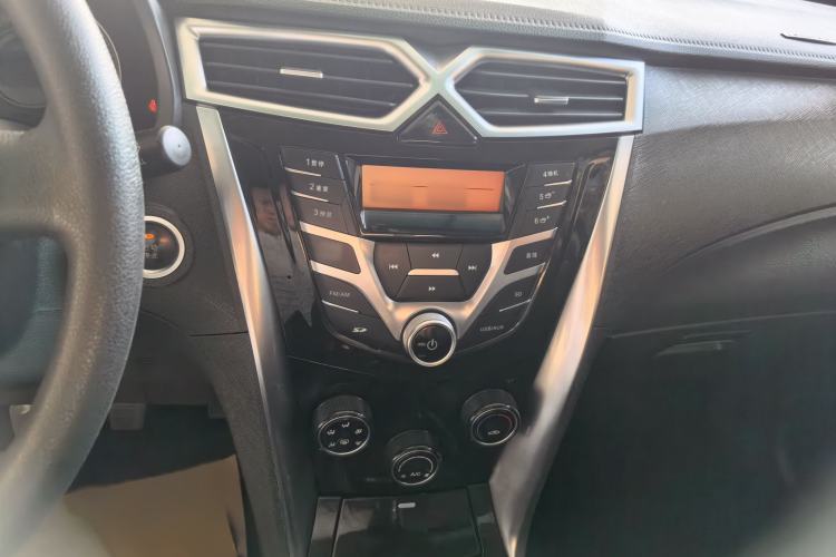 Used BYD F3 2020 1.5L Manual Value Edition Audio And AC Panel