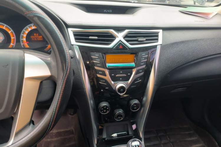 Used BYD F3 2020 1.5L Manual Luxury Edition Audio And AC Panel