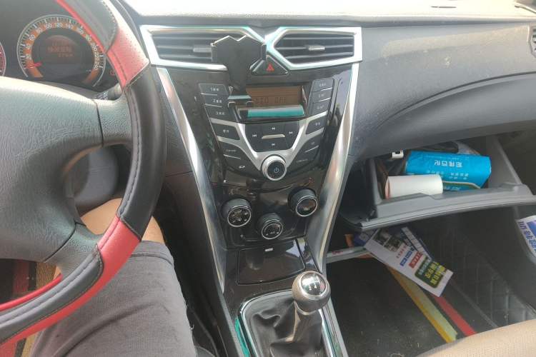 Used BYD F3 2020 1.5L Manual Value Edition Audio And AC Panel