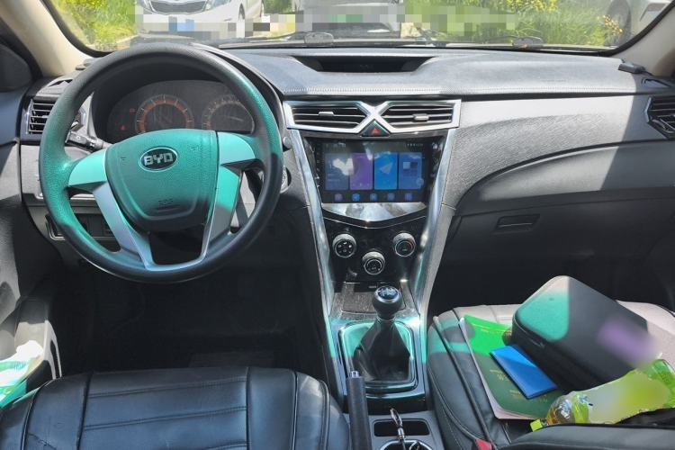 Used BYD F3 2020 1.5L Manual Luxury Edition Center Console