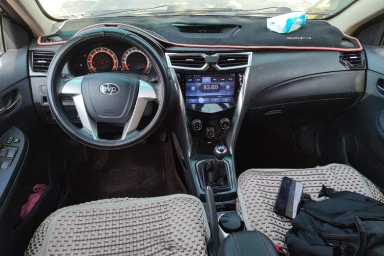 Used BYD F3 2020 1.5L Manual Luxury Edition Center Console