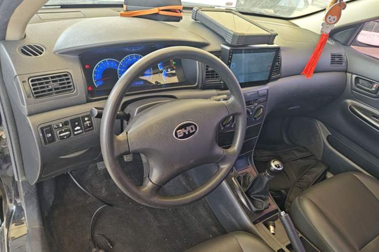 Used BYD F3 2020 1.5L Manual Classic Trim Center Console