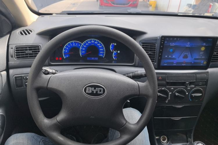 Used BYD F3 2020 1.5L Manual Classic Trim Center Console