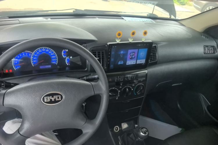 Used BYD F3 2020 1.5L Manual Classic Trim Center Console