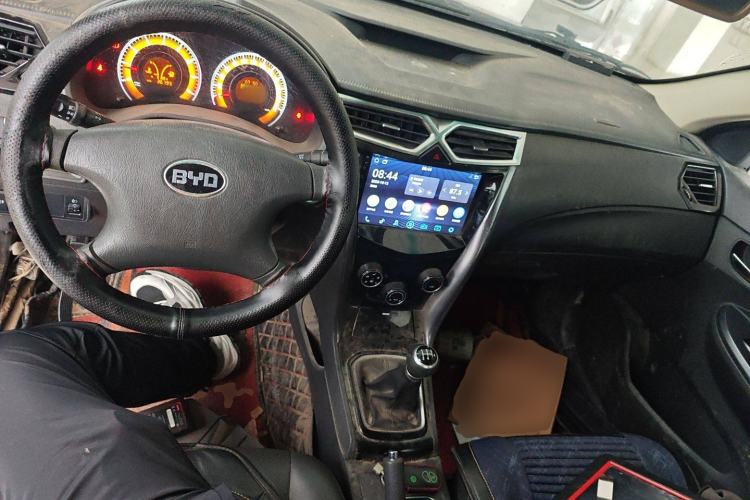 Used BYD F3 2020 1.5L Manual Value Edition Center Console
