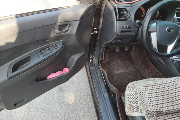 Used BYD F3 2020 1.5L Manual Luxury Edition Driver Seat