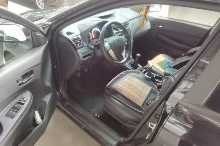 Used BYD F3 2020 1.5L Manual Luxury Edition Driver Seat