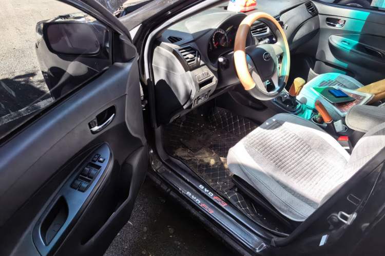 Used BYD F3 2020 1.5L Manual Luxury Edition Driver Seat