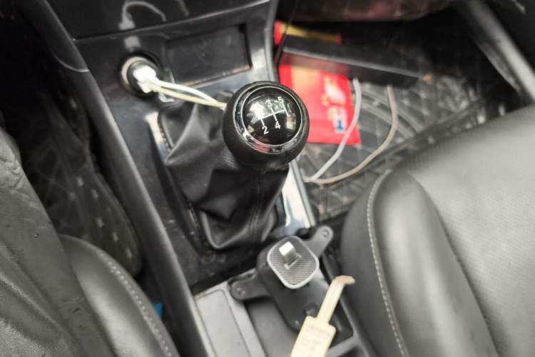 Used BYD F3 2020 1.5L Manual Classic Trim Gear Lever
