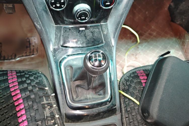 Used BYD F3 2020 1.5L Manual Luxury Edition Gear Lever
