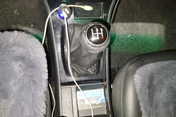Used BYD F3 2020 1.5L Manual Classic Trim Gear Lever