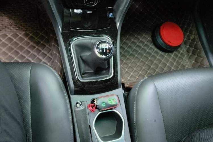 Used BYD F3 2020 1.5L Manual Luxury Edition Gear Lever