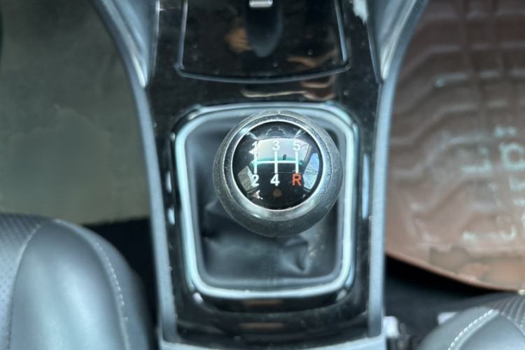 Used BYD F3 2020 1.5L Manual Luxury Edition Gear Lever