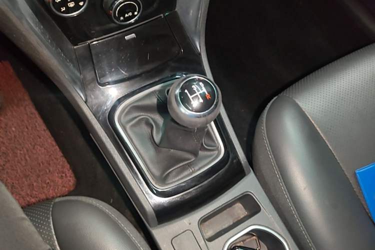 Used BYD F3 2020 1.5L Manual Value Edition Gear Lever