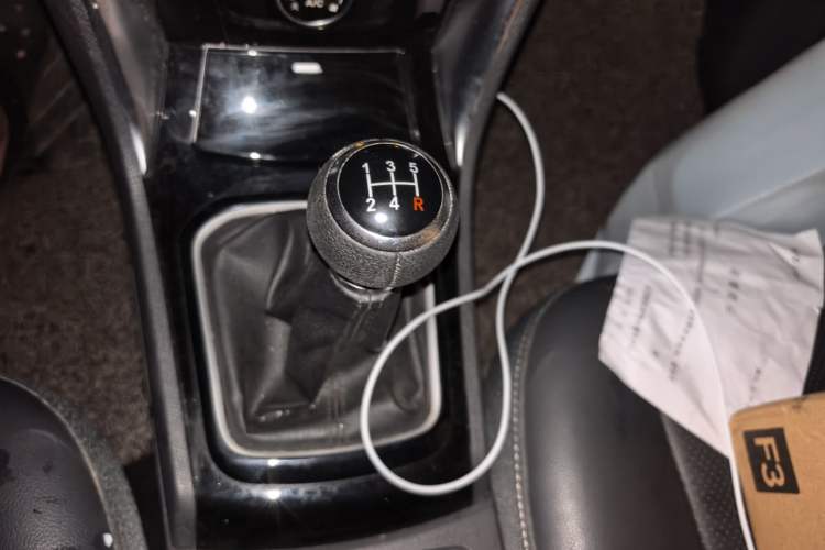 Used BYD F3 2020 1.5L Manual Luxury Edition Gear Lever