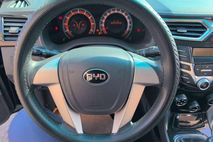 Used BYD F3 2020 1.5L Manual Luxury Edition Interior 10