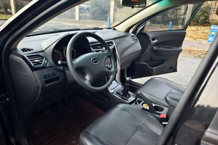 Used BYD F3 2020 1.5L Manual Value Edition Interior 2