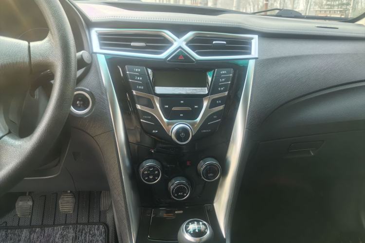 Used BYD F3 2020 1.5L Manual Value Edition Interior 6