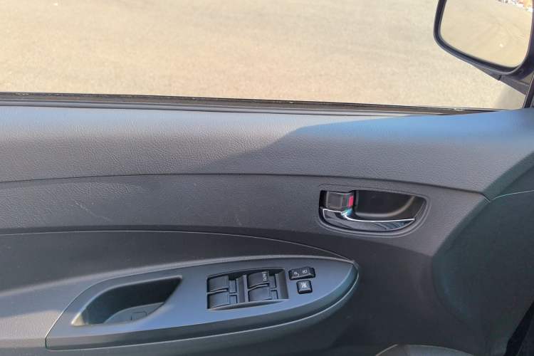 Used BYD F3 2020 1.5L Manual Luxury Edition Interior 7