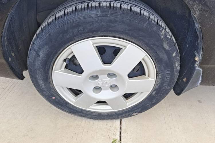 Used BYD F3 2020 1.5L Manual Classic Trim Left Front Wheel Hub