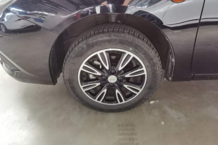 Used BYD F3 2020 1.5L Manual Luxury Edition Left Front Wheel Hub