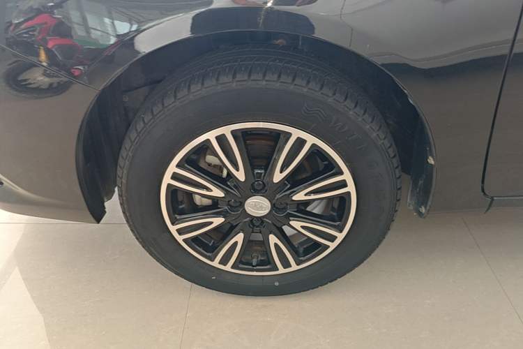 Used BYD F3 2020 1.5L Manual Luxury Edition Left Front Wheel Hub