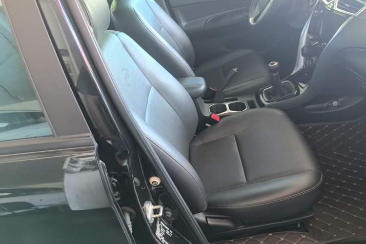 Used BYD F3 2020 1.5L Manual Luxury Edition Right Front Seat